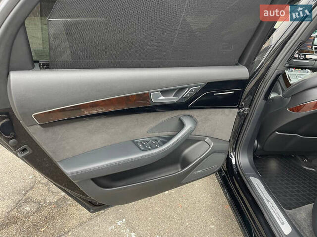 Черный Ауди А8, объемом двигателя 3 л и пробегом 231 тыс. км за 16600 $, фото 20 на Automoto.ua