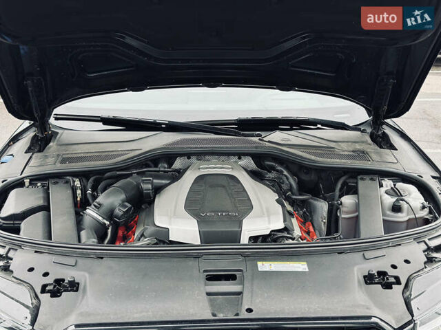 Чорний Ауді A8, об'ємом двигуна 3 л та пробігом 274 тис. км за 18700 $, фото 98 на Automoto.ua