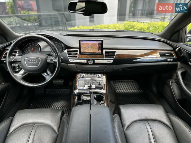 Черный Ауди А8, объемом двигателя 3 л и пробегом 180 тыс. км за 21500 $, фото 74 на Automoto.ua