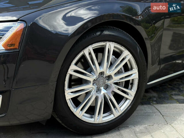 Черный Ауди А8, объемом двигателя 3 л и пробегом 180 тыс. км за 21500 $, фото 10 на Automoto.ua