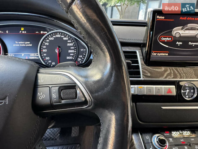 Черный Ауди А8, объемом двигателя 3 л и пробегом 193 тыс. км за 22500 $, фото 31 на Automoto.ua