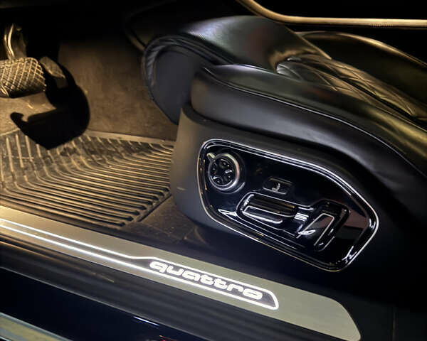 Черный Ауди А8, объемом двигателя 3.99 л и пробегом 187 тыс. км за 33000 $, фото 23 на Automoto.ua