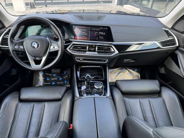 Ауди А8 2015 в Ровно на Automoto.ua Черный Ауди А8, объемом двигателя 4.2 л и пробегом 166 тыс. км за 52500 $, фото 18 на Automoto.ua