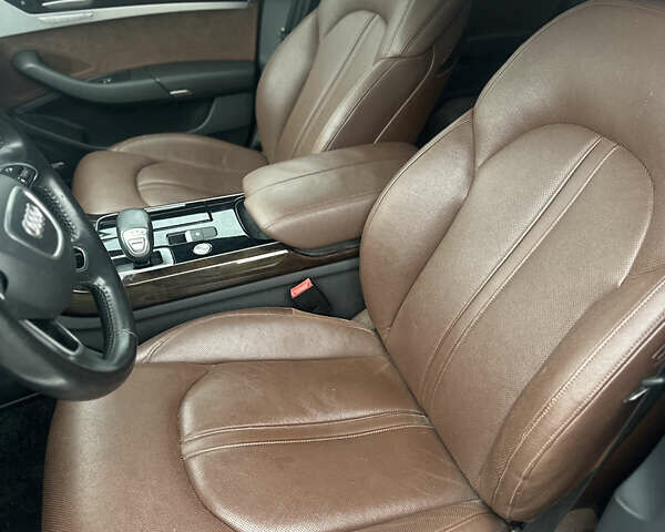 Черный Ауди А8, объемом двигателя 3 л и пробегом 195 тыс. км за 15950 $, фото 25 на Automoto.ua