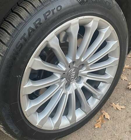 Черный Ауди А8, объемом двигателя 3.99 л и пробегом 170 тыс. км за 25000 $, фото 25 на Automoto.ua