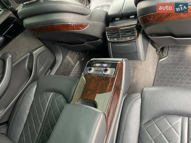 Черный Ауди А8, объемом двигателя 3 л и пробегом 231 тыс. км за 16600 $, фото 19 на Automoto.ua