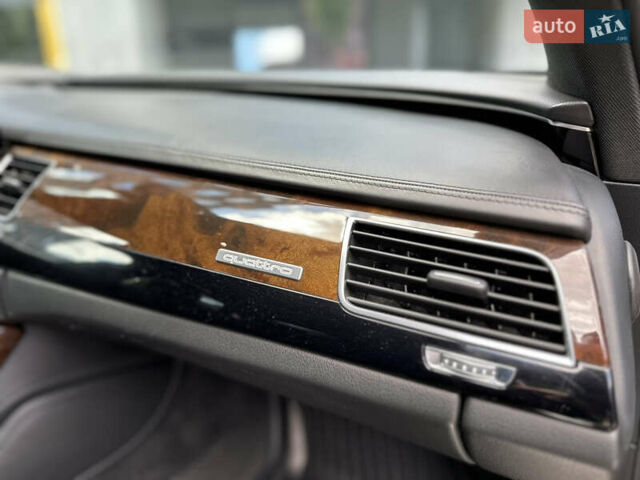 Черный Ауди А8, объемом двигателя 3 л и пробегом 180 тыс. км за 21500 $, фото 89 на Automoto.ua