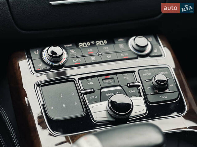 Чорний Ауді A8, об'ємом двигуна 3 л та пробігом 274 тис. км за 18700 $, фото 61 на Automoto.ua