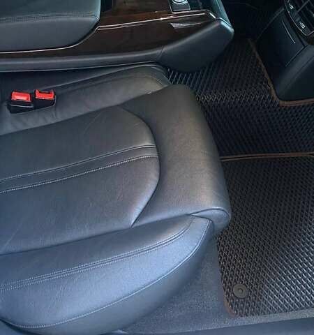 Черный Ауди А8, объемом двигателя 3.99 л и пробегом 170 тыс. км за 25000 $, фото 31 на Automoto.ua