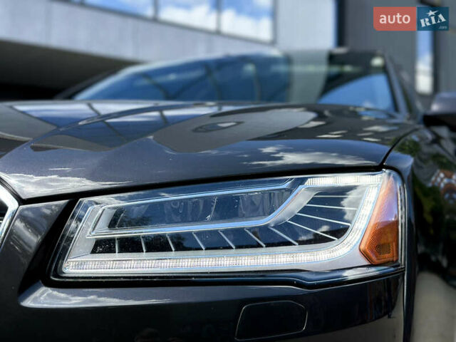 Черный Ауди А8, объемом двигателя 3 л и пробегом 180 тыс. км за 21500 $, фото 3 на Automoto.ua