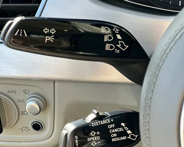 Чорний Ауді A8, об'ємом двигуна 4.13 л та пробігом 263 тис. км за 33500 $, фото 60 на Automoto.ua