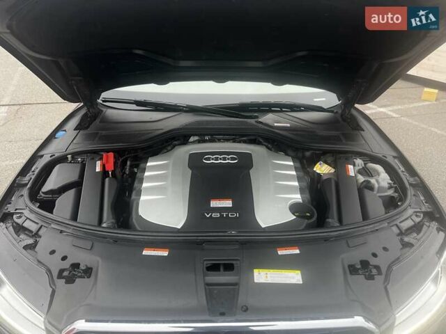 Черный Ауди А8, объемом двигателя 4.13 л и пробегом 150 тыс. км за 47000 $, фото 11 на Automoto.ua