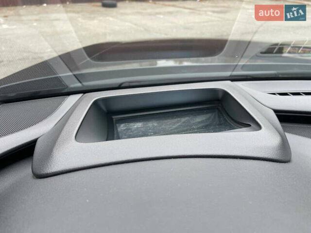 Черный Ауди А8, объемом двигателя 3 л и пробегом 231 тыс. км за 16600 $, фото 28 на Automoto.ua