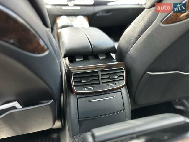Черный Ауди А8, объемом двигателя 3 л и пробегом 180 тыс. км за 21500 $, фото 72 на Automoto.ua