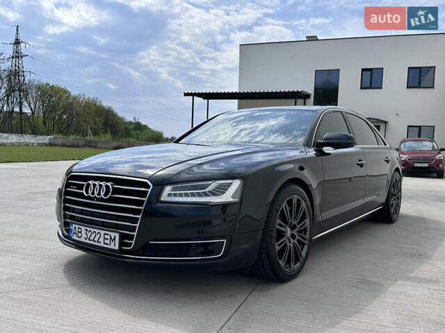 Черный Ауди А8, объемом двигателя 3.99 л и пробегом 195 тыс. км за 27000 $, фото 7 на Automoto.ua
