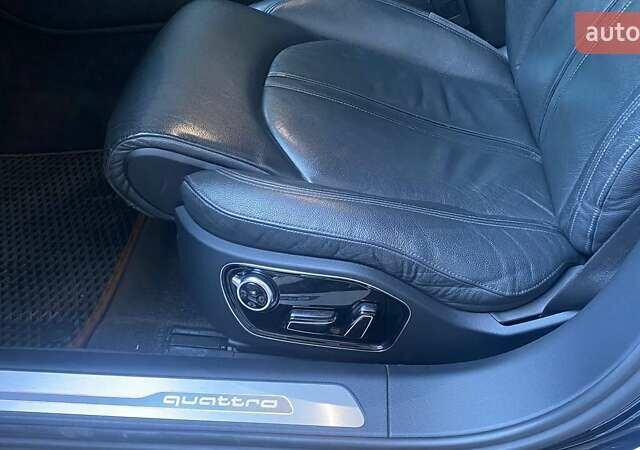 Черный Ауди А8, объемом двигателя 3.99 л и пробегом 170 тыс. км за 25000 $, фото 28 на Automoto.ua