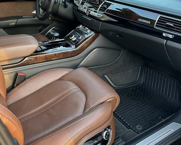 Чорний Ауді A8, об'ємом двигуна 3.99 л та пробігом 140 тис. км за 33900 $, фото 36 на Automoto.ua
