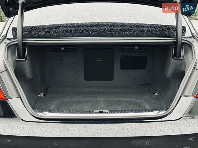 Чорний Ауді A8, об'ємом двигуна 3 л та пробігом 274 тис. км за 18700 $, фото 13 на Automoto.ua