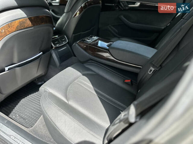 Черный Ауди А8, объемом двигателя 3 л и пробегом 180 тыс. км за 21500 $, фото 68 на Automoto.ua