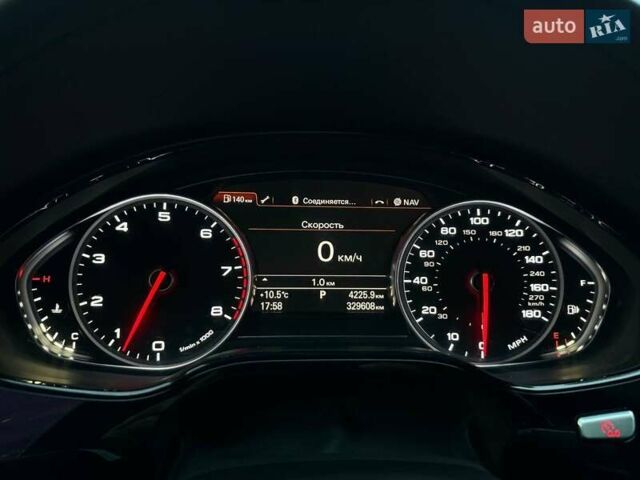 Ауди А8 2015 в Киеве на Automoto.ua Черный Ауди А8, объемом двигателя 3 л и пробегом 327 тыс. км за 18990 $, фото 19 на Automoto.ua