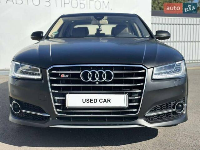 Чорний Ауді A8, об'ємом двигуна 4.13 л та пробігом 263 тис. км за 33500 $, фото 11 на Automoto.ua