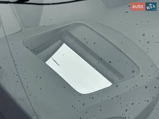 Чорний Ауді A8, об'ємом двигуна 3 л та пробігом 274 тис. км за 18700 $, фото 17 на Automoto.ua