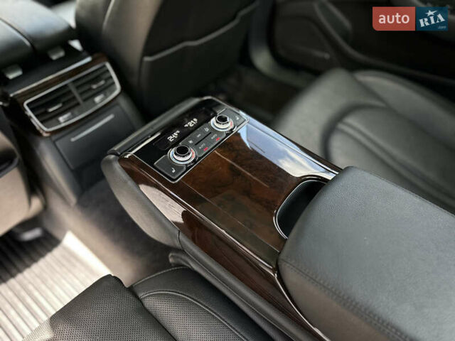 Черный Ауди А8, объемом двигателя 3 л и пробегом 180 тыс. км за 21500 $, фото 71 на Automoto.ua