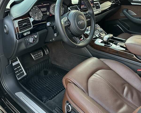 Чорний Ауді A8, об'ємом двигуна 3.99 л та пробігом 140 тис. км за 33900 $, фото 28 на Automoto.ua