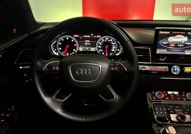 Чорний Ауді A8, об'ємом двигуна 3 л та пробігом 218 тис. км за 19485 $, фото 16 на Automoto.ua