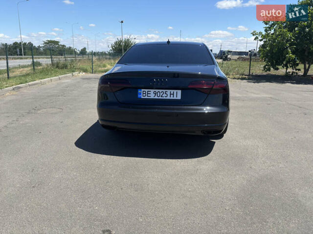 Черный Ауди А8, объемом двигателя 3.99 л и пробегом 140 тыс. км за 30000 $, фото 5 на Automoto.ua