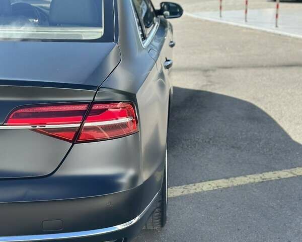 Чорний Ауді A8, об'ємом двигуна 4.13 л та пробігом 263 тис. км за 33500 $, фото 15 на Automoto.ua