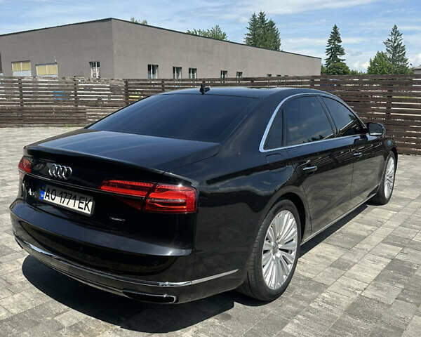 Черный Ауди А8, объемом двигателя 3 л и пробегом 170 тыс. км за 22500 $, фото 3 на Automoto.ua