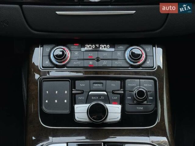 Черный Ауди А8, объемом двигателя 3 л и пробегом 111 тыс. км за 23999 $, фото 43 на Automoto.ua