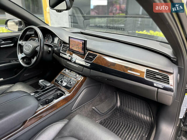 Черный Ауди А8, объемом двигателя 3 л и пробегом 180 тыс. км за 21500 $, фото 87 на Automoto.ua