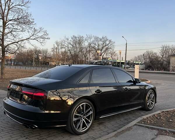 Чорний Ауді A8, об'ємом двигуна 3.99 л та пробігом 140 тис. км за 33900 $, фото 11 на Automoto.ua