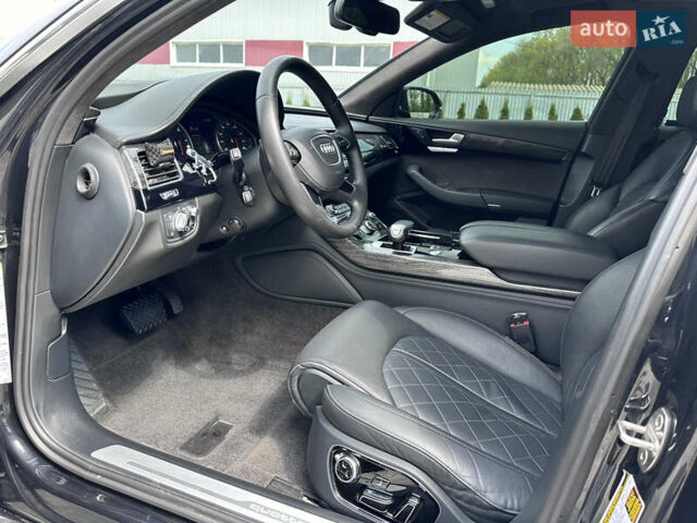 Черный Ауди А8, объемом двигателя 3.99 л и пробегом 195 тыс. км за 27000 $, фото 11 на Automoto.ua