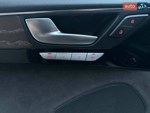 Ауди А8 2015 в Киеве на Automoto.ua Черный Ауди А8, объемом двигателя 3 л и пробегом 327 тыс. км за 18990 $, фото 13 на Automoto.ua