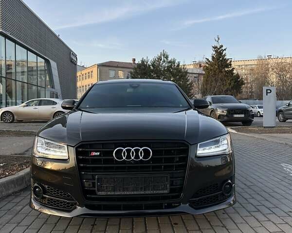 Чорний Ауді A8, об'ємом двигуна 3.99 л та пробігом 140 тис. км за 33900 $, фото 7 на Automoto.ua