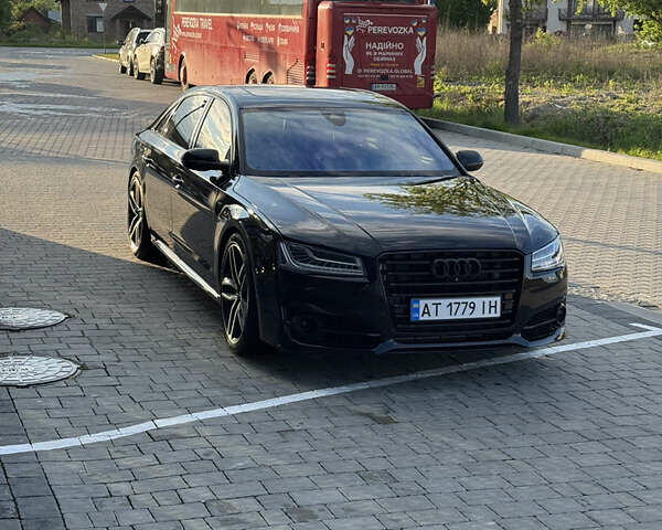 Черный Ауди А8, объемом двигателя 3.99 л и пробегом 187 тыс. км за 33000 $, фото 3 на Automoto.ua