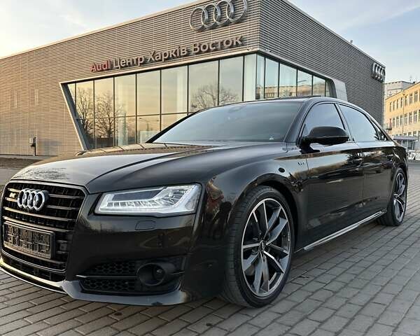 Чорний Ауді A8, об'ємом двигуна 3.99 л та пробігом 140 тис. км за 33900 $, фото 19 на Automoto.ua