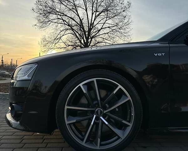 Чорний Ауді A8, об'ємом двигуна 3.99 л та пробігом 140 тис. км за 33900 $, фото 20 на Automoto.ua