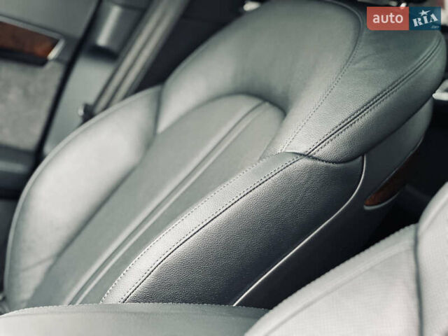 Чорний Ауді A8, об'ємом двигуна 3 л та пробігом 274 тис. км за 18700 $, фото 35 на Automoto.ua