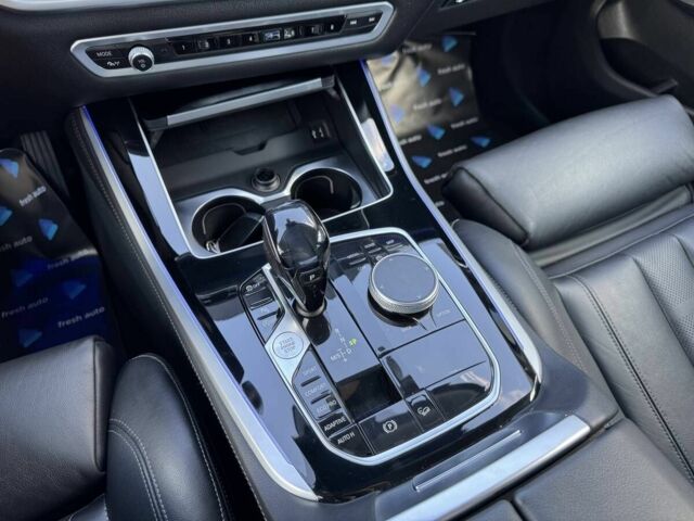 Ауди А8 2015 в Ровно на Automoto.ua Черный Ауди А8, объемом двигателя 4.2 л и пробегом 166 тыс. км за 52500 $, фото 23 на Automoto.ua