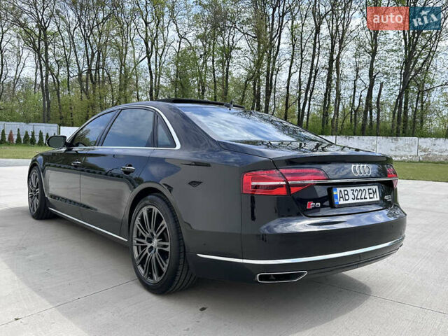 Черный Ауди А8, объемом двигателя 3.99 л и пробегом 195 тыс. км за 27000 $, фото 5 на Automoto.ua