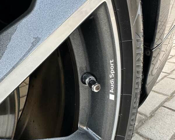 Чорний Ауді A8, об'ємом двигуна 3.99 л та пробігом 140 тис. км за 33900 $, фото 34 на Automoto.ua