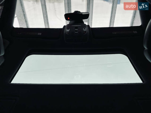 Чорний Ауді A8, об'ємом двигуна 3 л та пробігом 274 тис. км за 18700 $, фото 48 на Automoto.ua