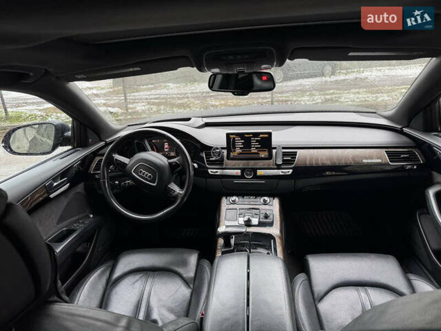Черный Ауди А8, объемом двигателя 3 л и пробегом 320 тыс. км за 17600 $, фото 2 на Automoto.ua