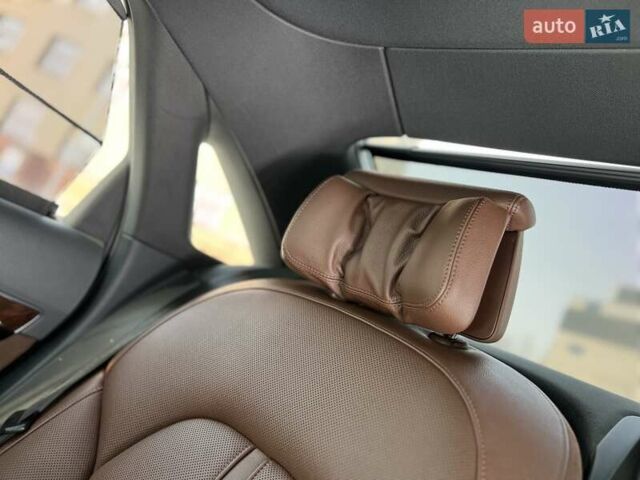 Чорний Ауді A8, об'ємом двигуна 3.99 л та пробігом 140 тис. км за 33900 $, фото 62 на Automoto.ua