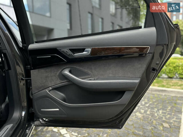 Черный Ауди А8, объемом двигателя 3 л и пробегом 180 тыс. км за 21500 $, фото 78 на Automoto.ua