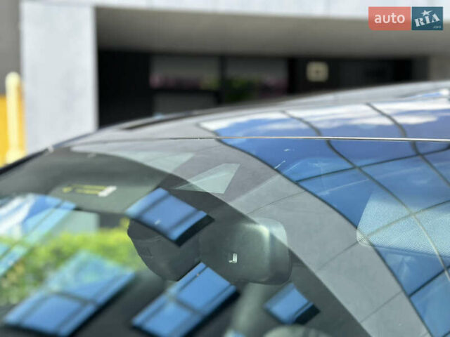 Черный Ауди А8, объемом двигателя 3 л и пробегом 180 тыс. км за 21500 $, фото 13 на Automoto.ua